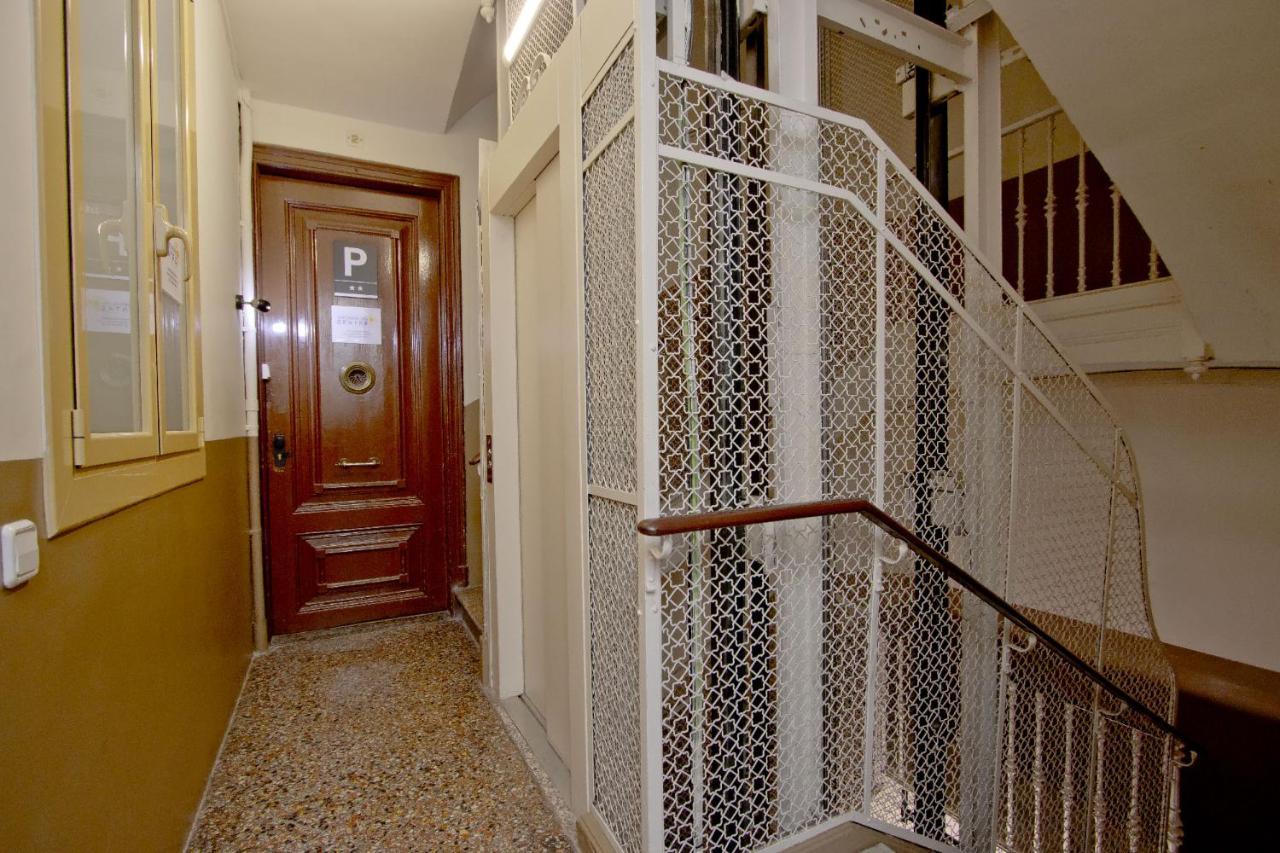 Hotel Barcelona City Centre Hostal Zewnętrze zdjęcie